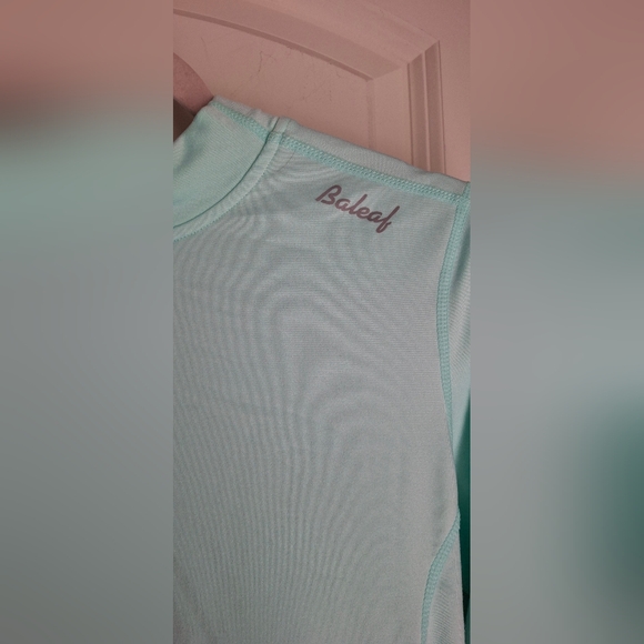 Baleadas aqua reflective compression shirt long sleeved womens medium active gym - Picture 4 of 9